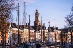 Groningen – Holanda (GRQ)