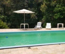 Sitio com casa de 3 quartos em Vargem do Braco, cidade de Santo Amaro da Imperatriz, SC, com piscina