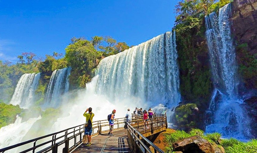 Foz do Iguaçu + Passeio às Cataratas – 2022