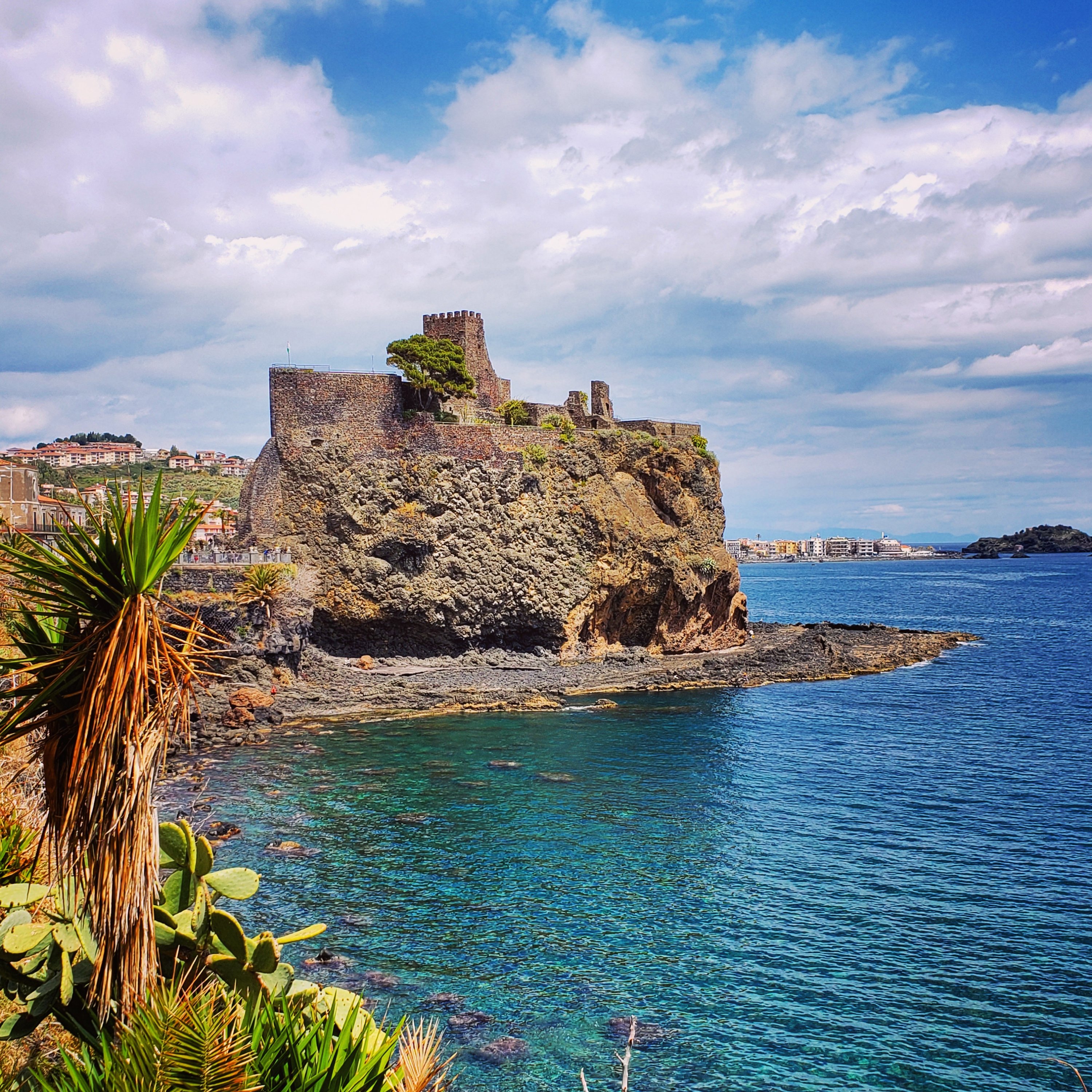 Aci Castello